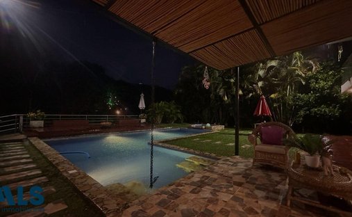 Finca in Manizales, Colombia 1