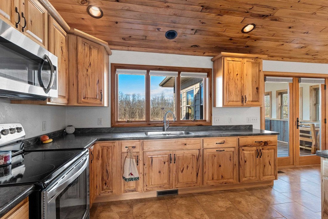 Black Creek, Wisconsin, United States 3 - 16919318