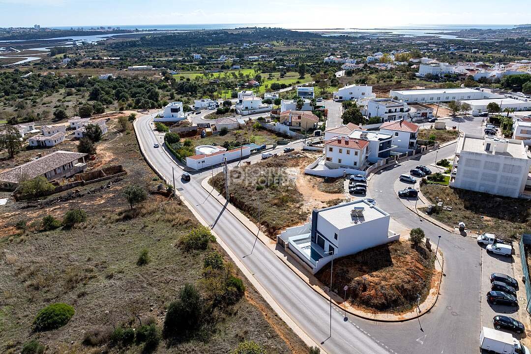 Villa in Mexilhoeira Grande, Algarve, Portugal 5 - 16816018