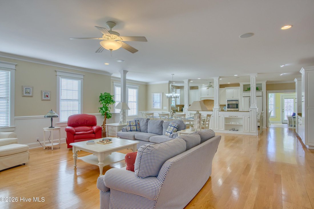 House in Emerald Isle, North Carolina, United States 1 - 16932205