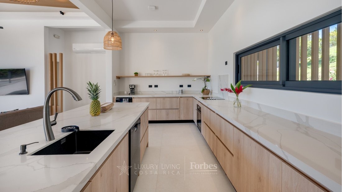 Condo in Tamarindo, Guanacaste Province, Costa Rica 5 - 16931900