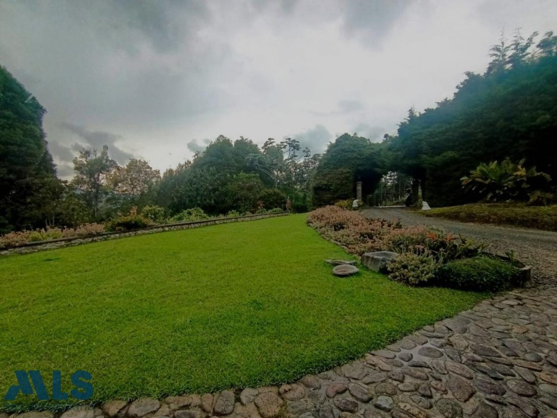 House in Vereda El Penasco, Antioquia, Colombia 3 - 16929274