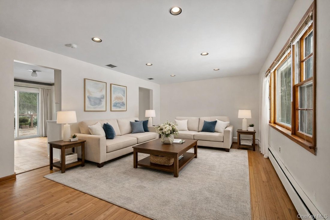 House in Spring Valley, New York, United States 4 - 16934232
