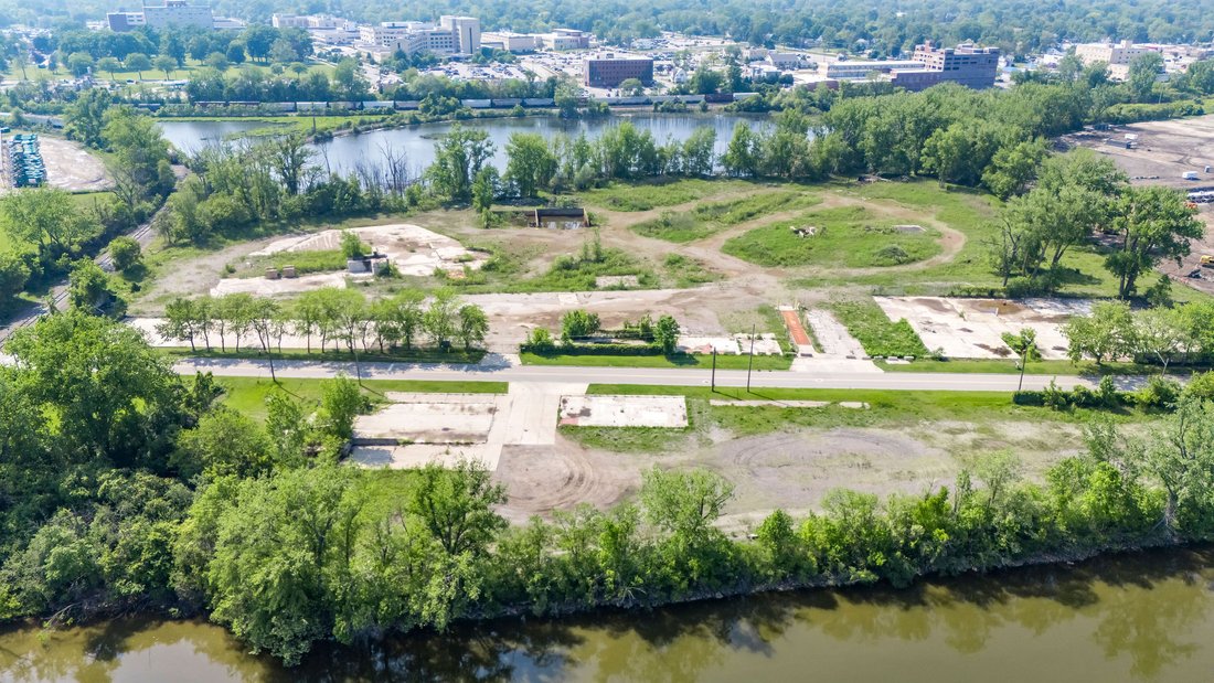 Land in Saginaw, Michigan, United States 1 - 16932215