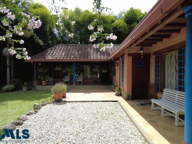 Finca in El Retiro, Antioquia, Colombia 1 - 16929416
