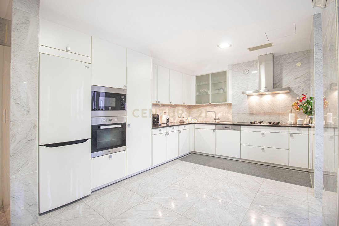 Apartment in Areeiro, Lisbon, Portugal 3 - 16933980