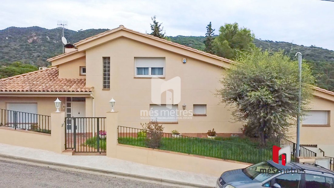 Villa in Teia, Catalonia, Spain 1 - 16935585