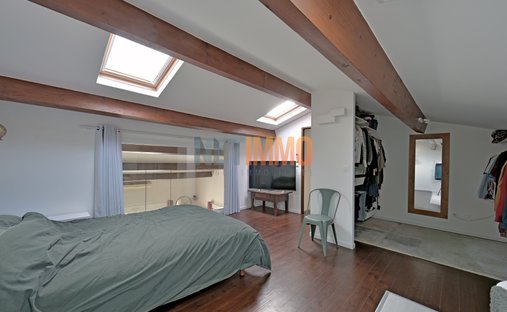 Sale Of Equestrian Estate Aimargues, 260m² 6 Rooms 1,050,000€ With Swimming Pool