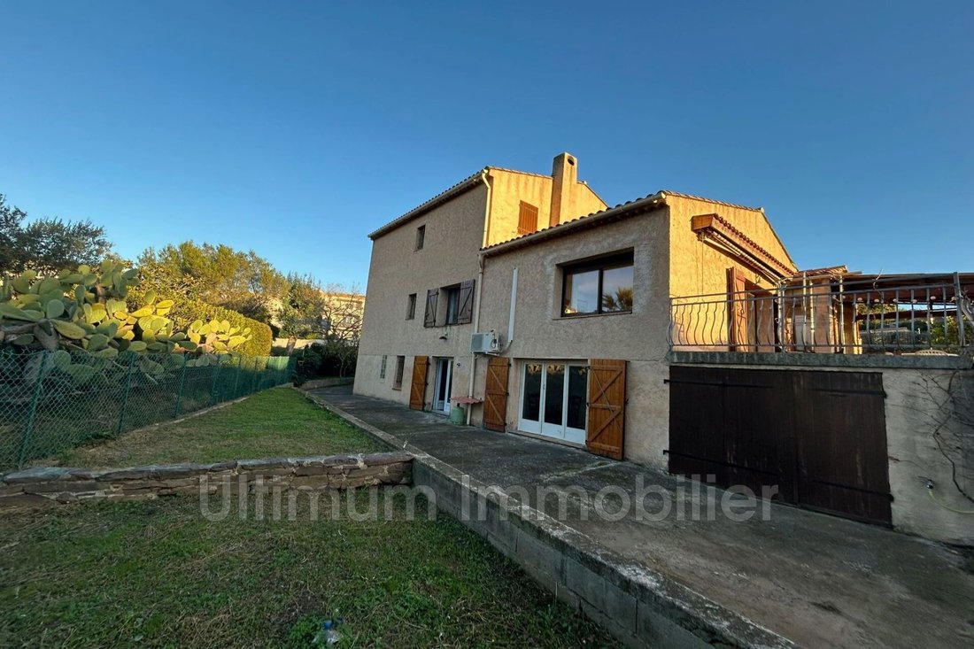 Villa in Le Dramont-Agay-Anthéor-Le Trayas, Saint-Raphaël, France 1 - 16803611