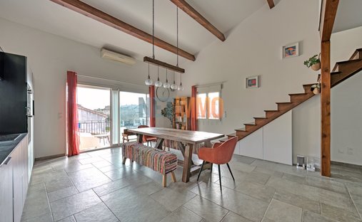 Sale Of Equestrian Estate Aimargues, 260m² 6 Rooms 1,050,000€ With Swimming Pool