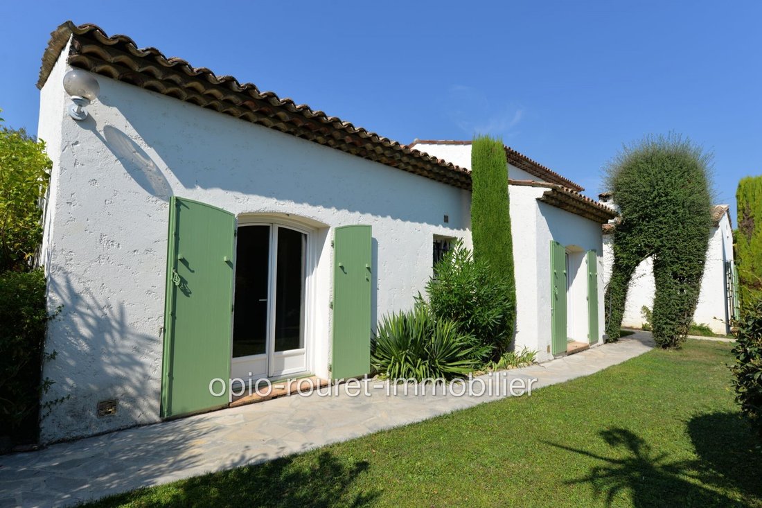 Villa in Le Rouret, Provence-Alpes-Côte d'Azur, France 3 - 16935579
