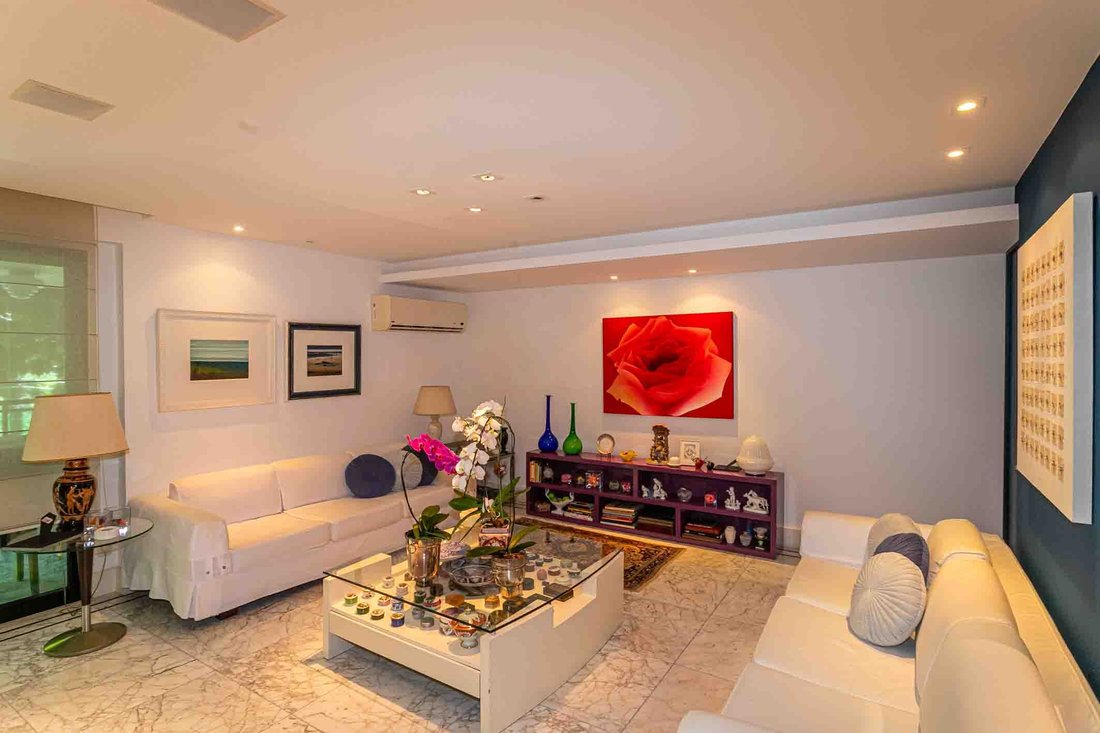 Apartment in Rio de Janeiro, State of Rio de Janeiro, Brazil 2 - 16935624