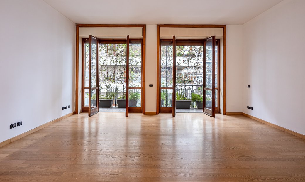 Picture of Refined Residence With Balconies And Parking In In Milan, Lombardy ...
