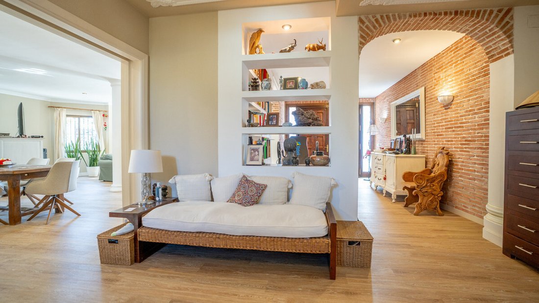 Villa in Nueva Andalucía, Marbella, Spanien 4 - 16935861