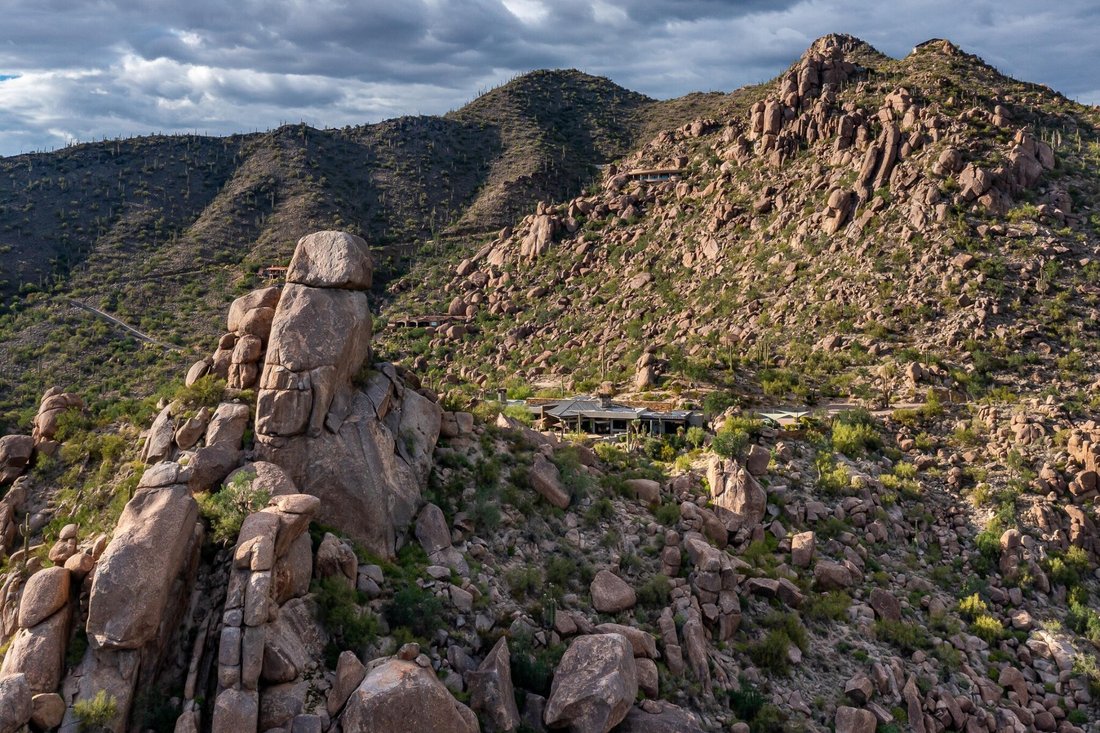 Carefree, Arizona, United States 2 - 16936097
