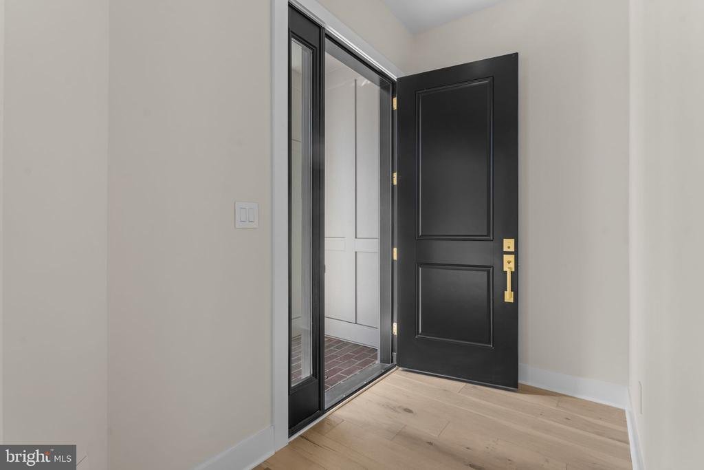 Townhouse in McLean, Virginia, United States 4 - 16936063