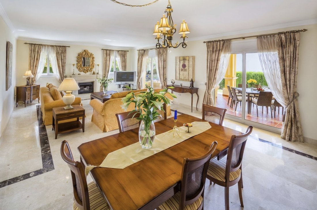 Villa à Elviria-Cabopino, Marbella, Espagne 5 - 16935864