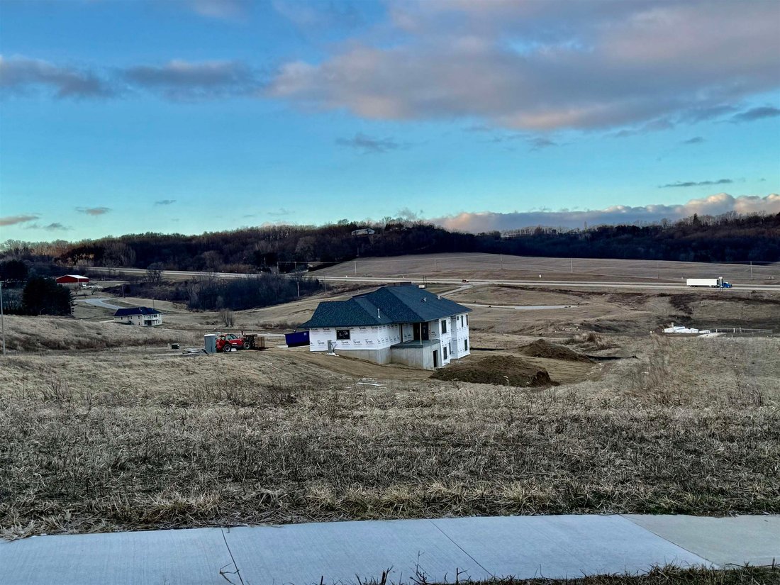 House in Dubuque, Iowa, United States 4 - 16936010