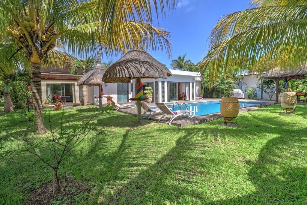 Villa in Grand Baie, Rivière du Rempart District, Mauritius 2 - 16935853
