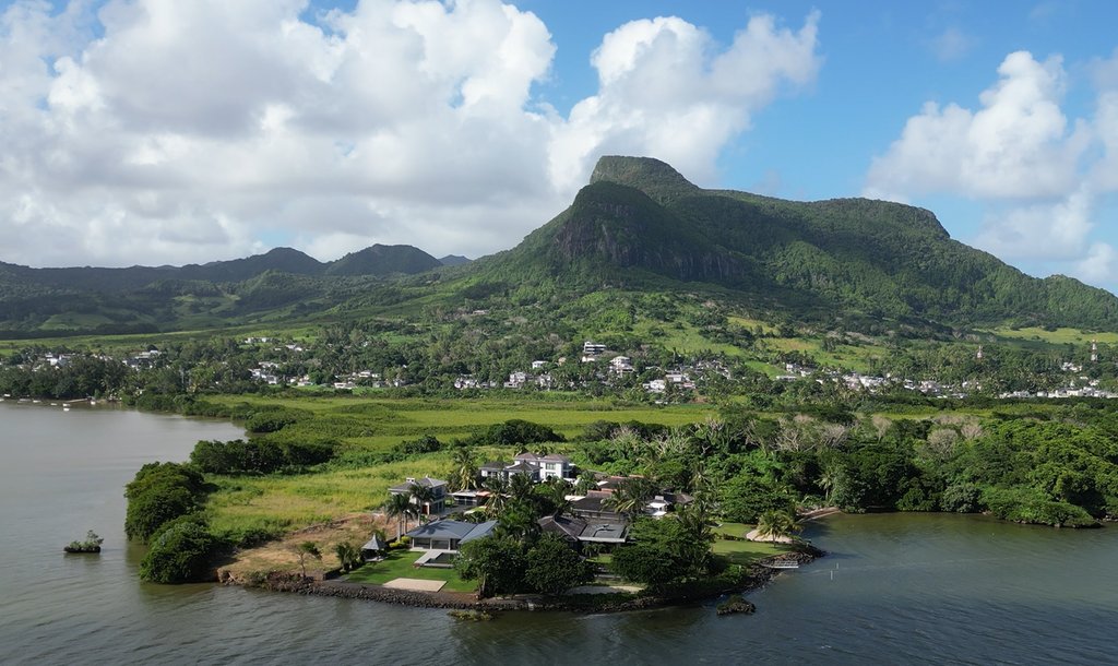 Villa in Vieux Grand Port, Grand Port District, Mauritius 3 - 16935791