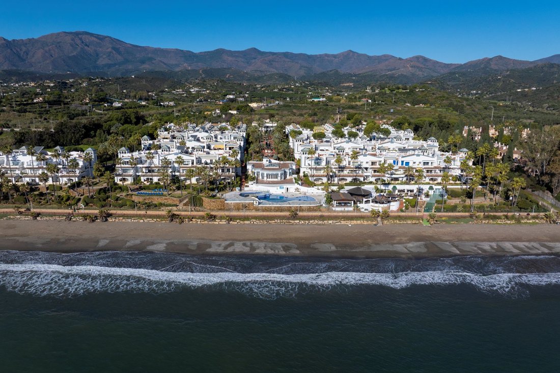 Apartment in Estepona, Andalusia, Spain 1 - 16936666