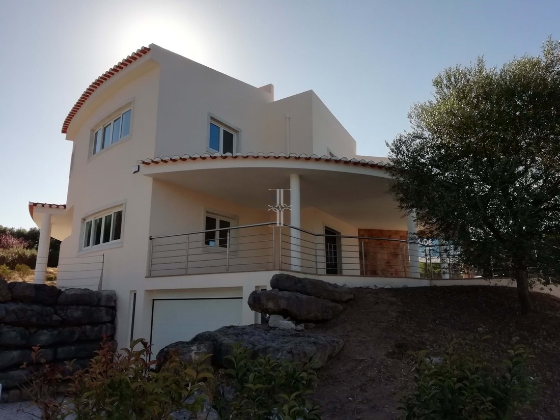 Villa in Belas, Lisbon, Portugal 1 - 15304786