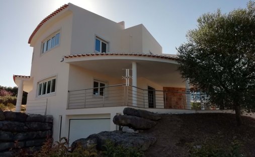 Villa in Belas, Lisbon, Portugal 1