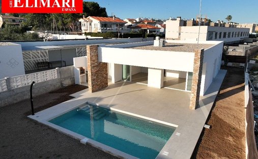 Villa in Mont-roig del Camp, Catalonia, Spain 1