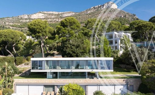 Villa in Cap-d'Ail, Provence-Alpes-Côte d'Azur, France 1