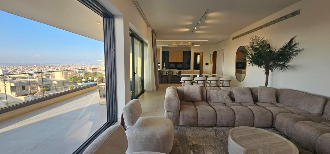 Villa in Mesa Geitonia, Limassol, Cyprus 3 - 16936774