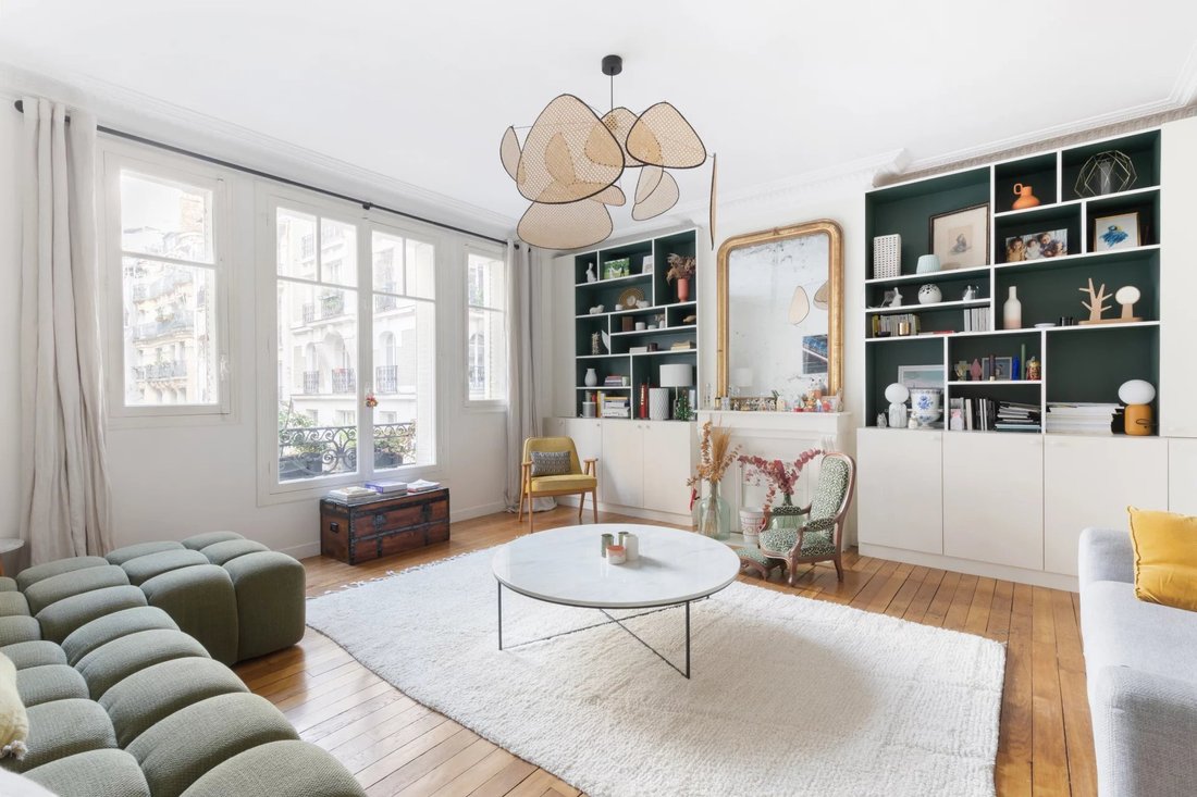 Apartment in Montmartre, Paris 18e Arrondissement, Paris 1 - 16937621