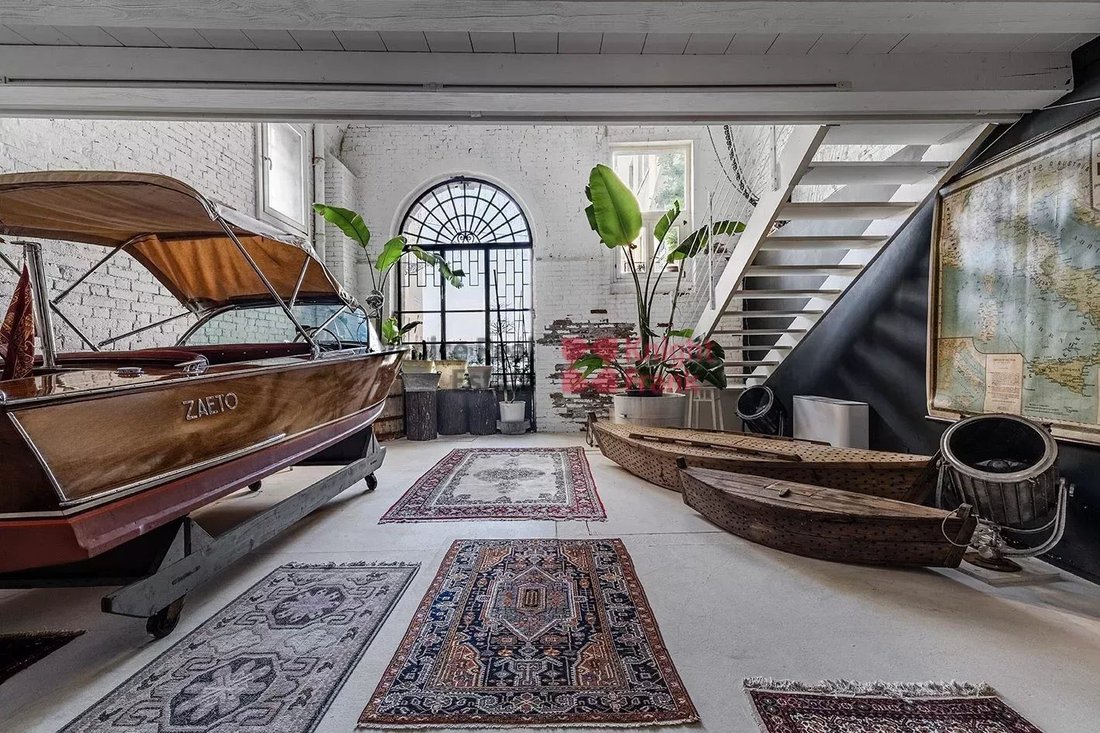 Apartment in Dorsoduro, Venice, Italy 1 - 16937823
