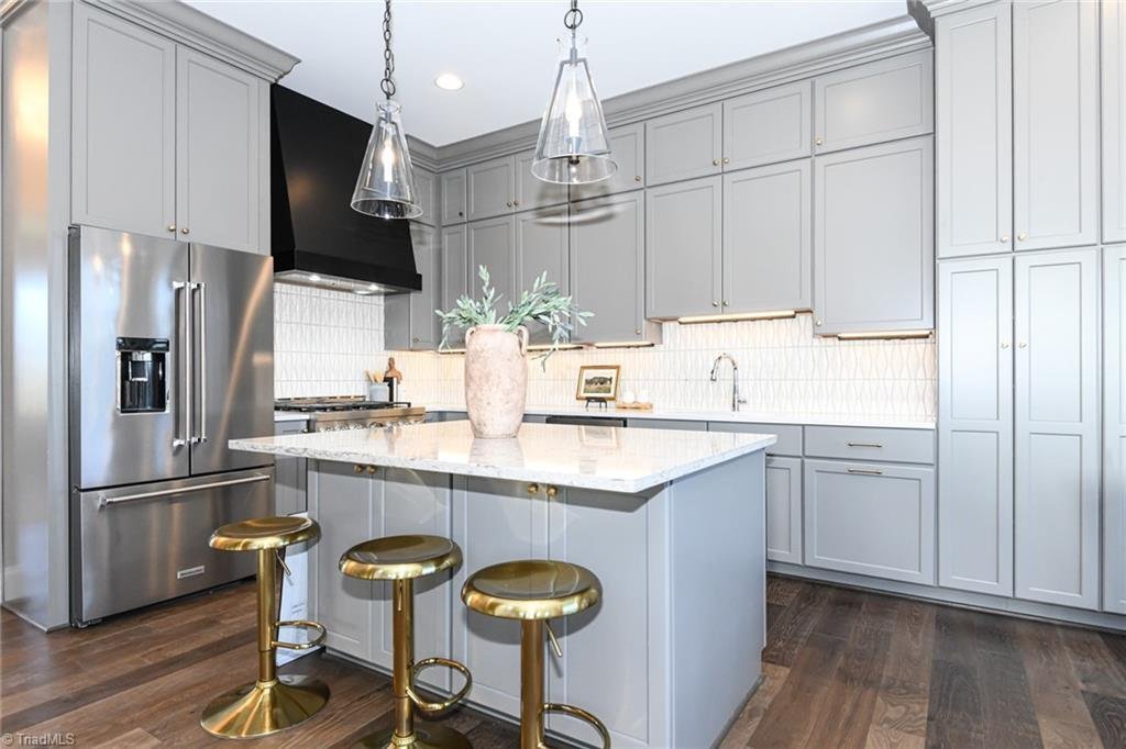 Townhouse in Greensboro, North Carolina, United States 2 - 16911124