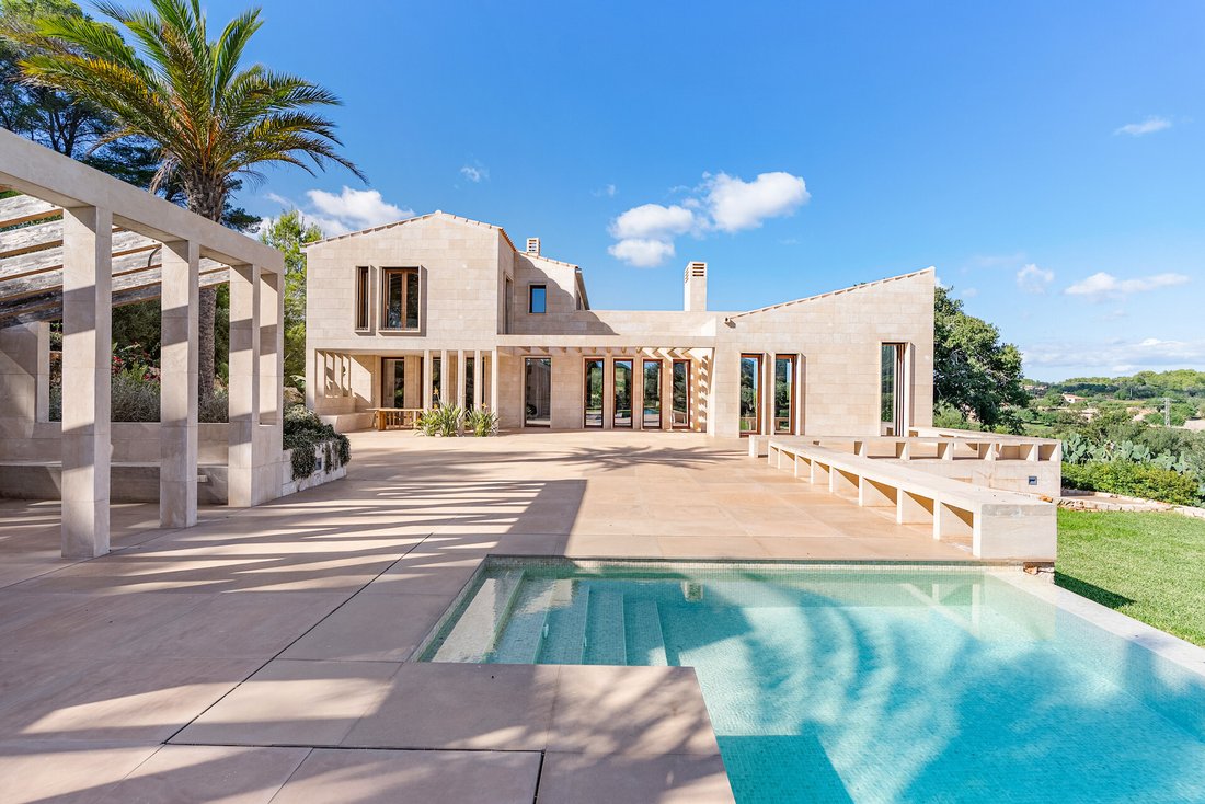 Finca in Felanitx, Balearic Islands, Spain 1 - 16937883