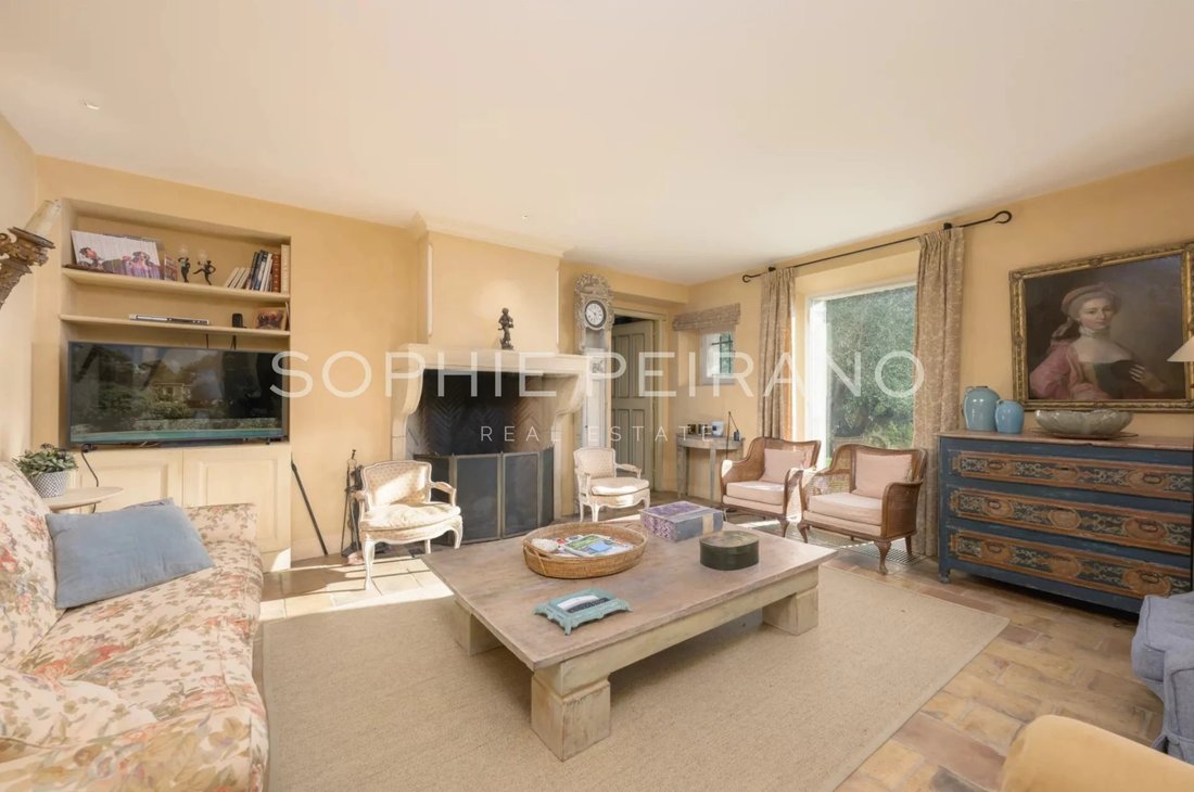 Villa in Mougins, Provence-Alpes-Côte d'Azur, France 5 - 16937385