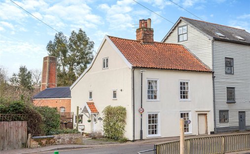 House in Loddon, England 1