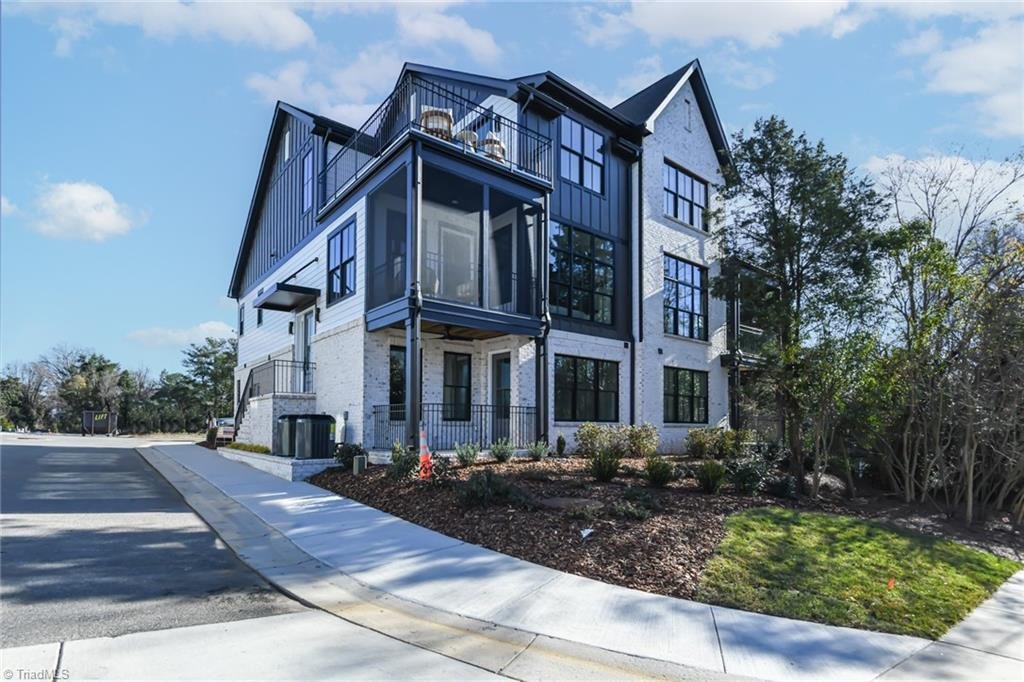 Townhouse in Greensboro, North Carolina, United States 1 - 16911124
