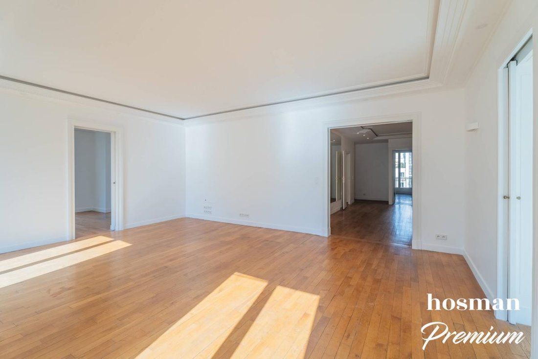 Apartment in Auteuil Nord, Paris 16e Arrondissement, Paris 4 - 16534355