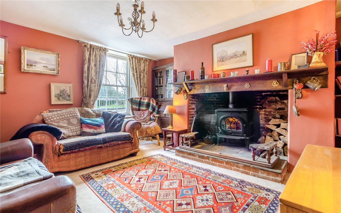House in Loddon, England 4 - 16937143