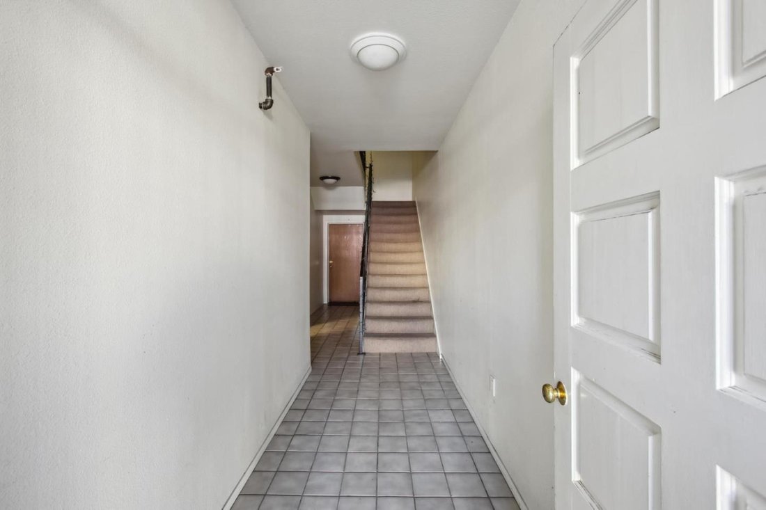 House in San Francisco, California, United States 2 - 16935296