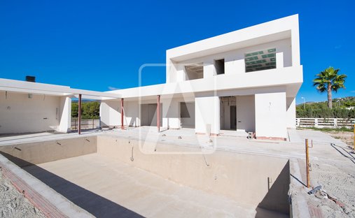 Villa in Calp / Calpe, Valencian Community, Spain 1