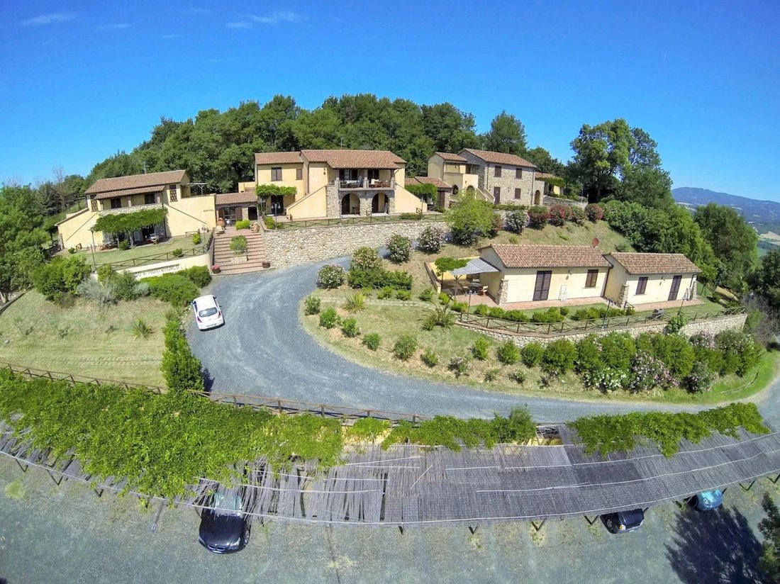 Villa in Casale Marittimo, Tuscany, Italy 1 - 16937828