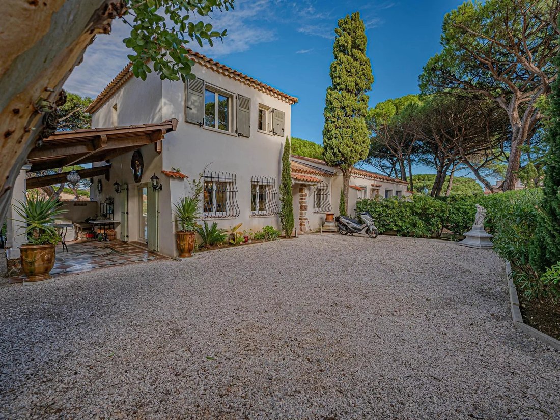Villa in French Riviera, Provence-Alpes-Côte d'Azur, France 4 - 16684892