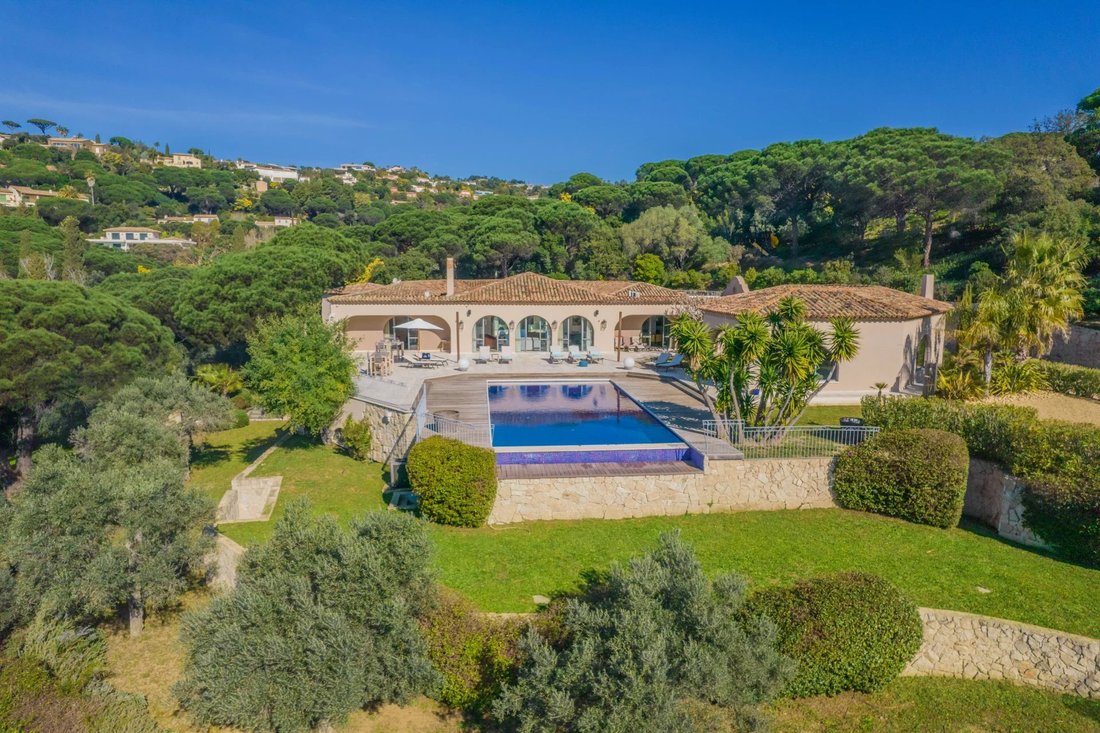 Villa in Nartelle-Noyer-Bellevue-bd des Sardinaux, Sainte-Maxime, France 1 - 16905200