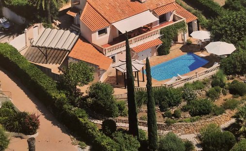 Villa in Les Issambres, Roquebrune-sur-Argens, France 1