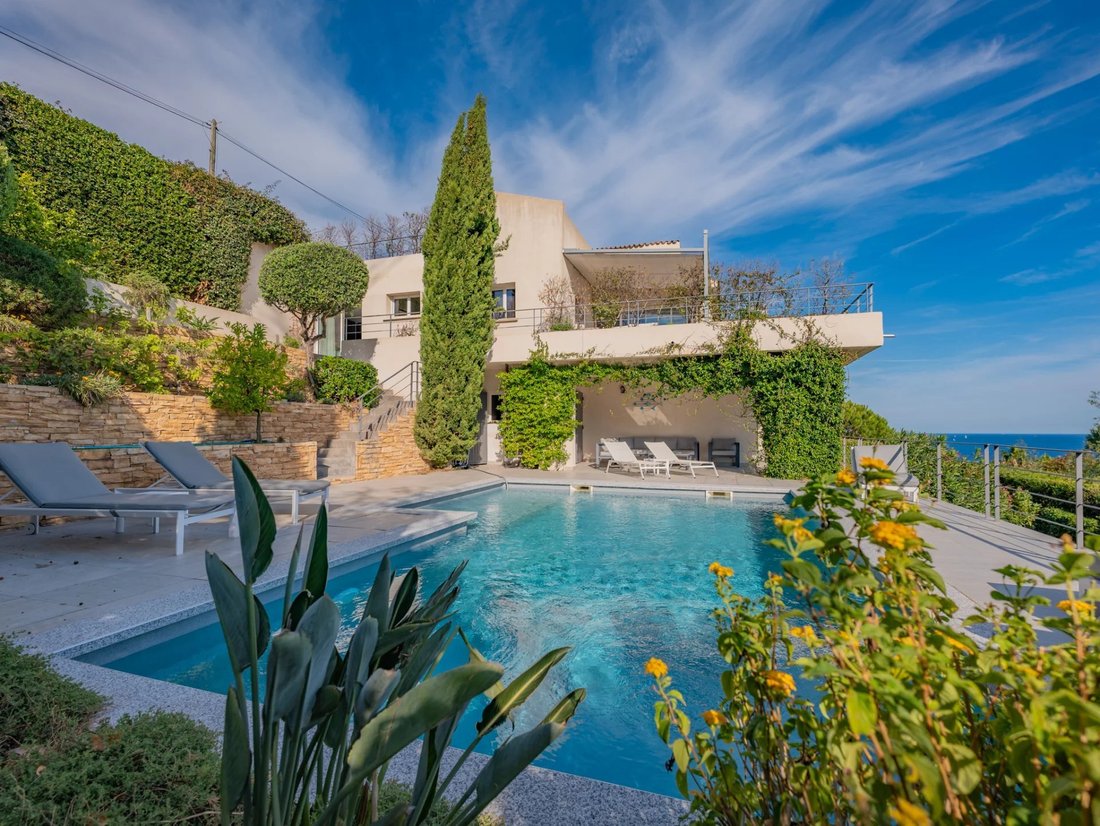 Villa in Nartelle-Noyer-Bellevue-bd des Sardinaux, Sainte-Maxime, France 2 - 16297826