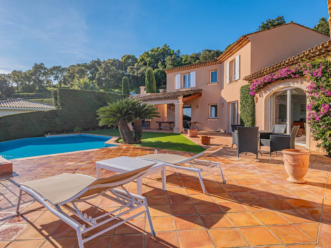 Villa in Grimaud, Provence-Alpes-Côte d'Azur, France 2 - 16770943