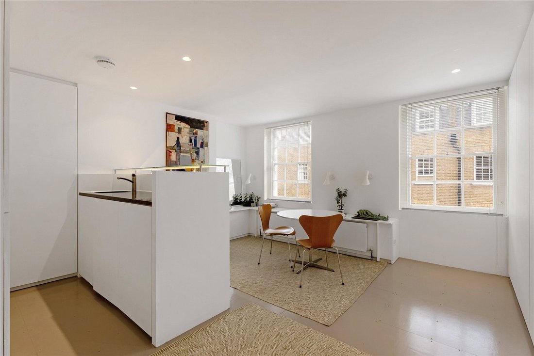 Apartment in Fitzrovia, Camden, England 2 - 16937551