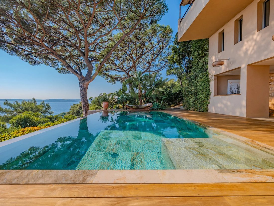 Villa in Ville-Les Saquedes-Le Bouillonnet, Sainte-Maxime, France 5 - 16938036