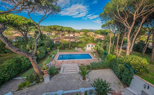 Villa in Sainte-Maxime, Provence-Alpes-Côte d'Azur, France 1